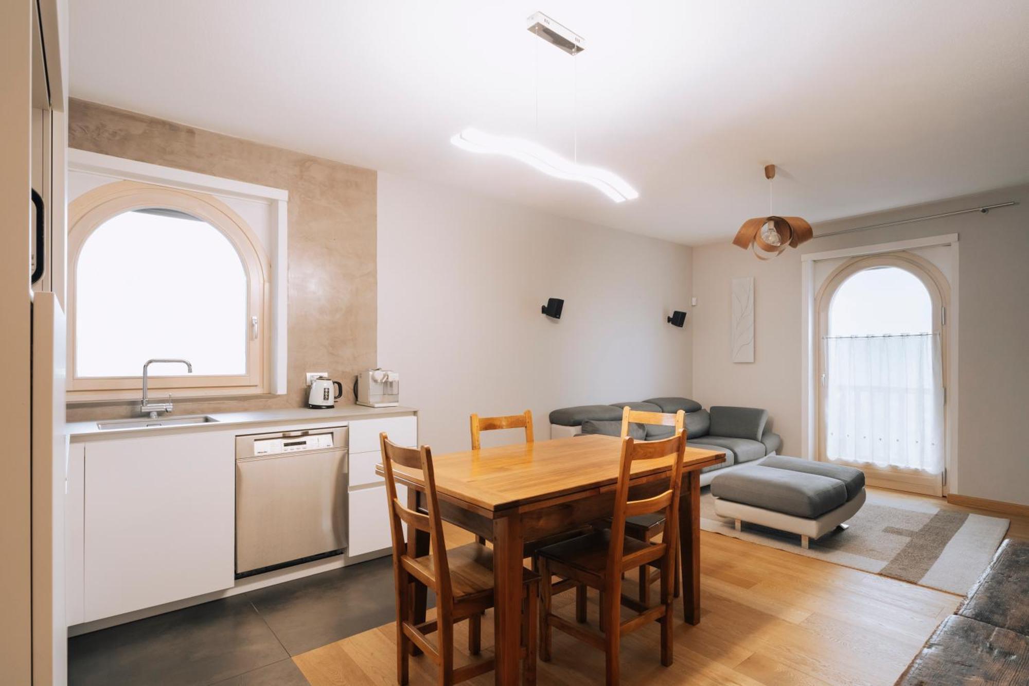Aosta Holiday Apartments - Edelweiss Eksteriør bilde