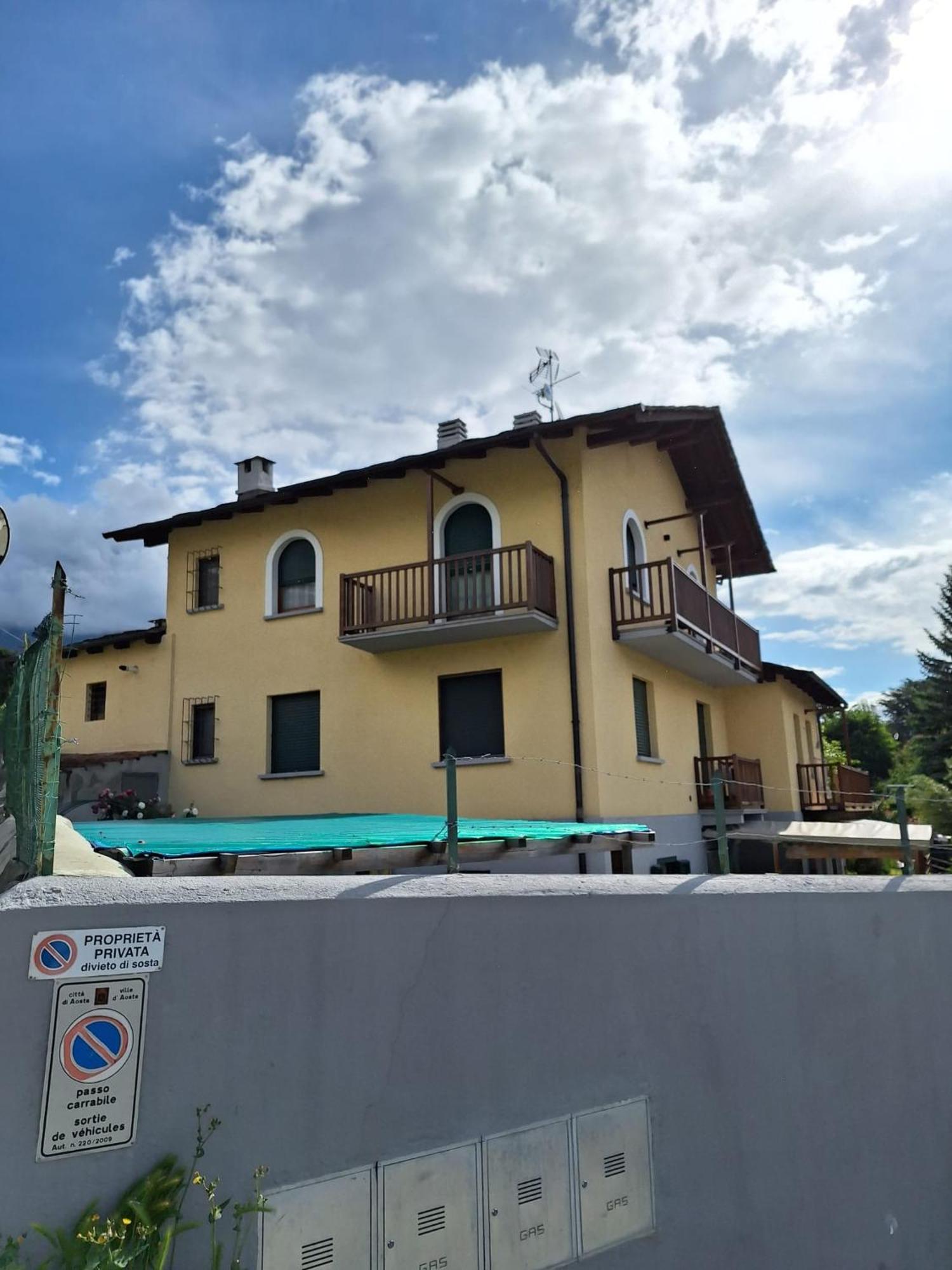 Aosta Holiday Apartments - Edelweiss Eksteriør bilde